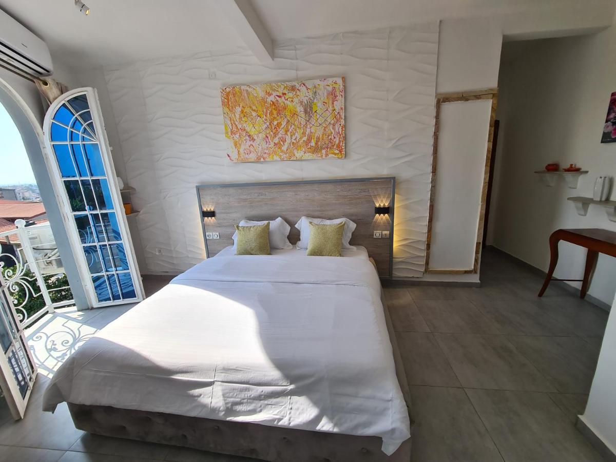 Dolce Vita Palacio Douala Extérieur photo