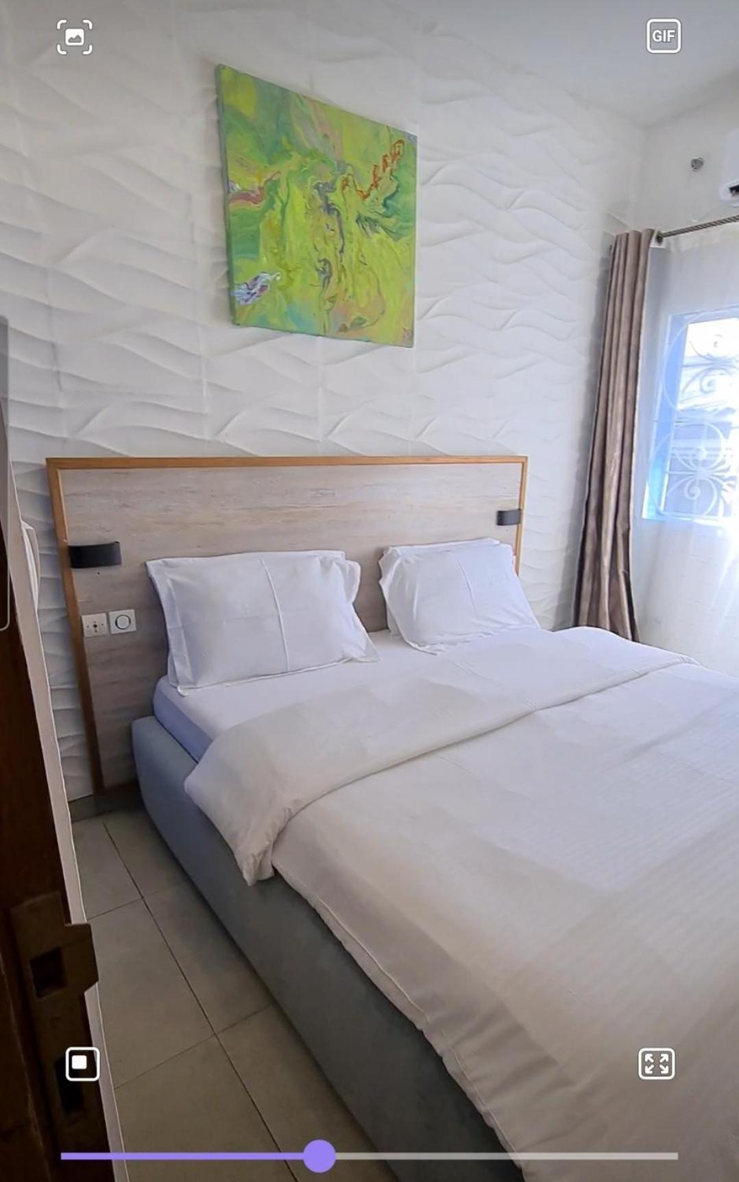 Dolce Vita Palacio Douala Chambre photo